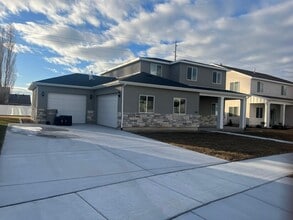 Building Photo - 1140 S 1500 W