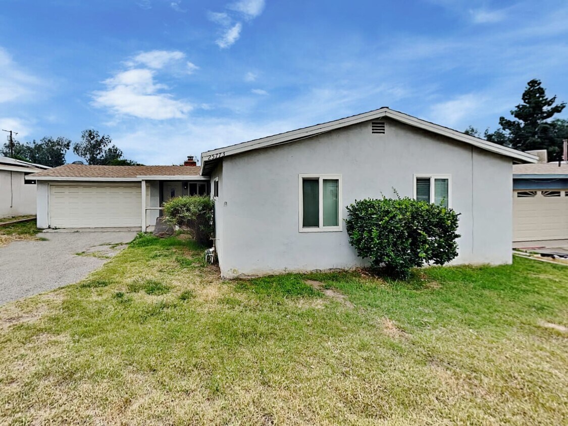 25773 26th St House Rental in San Bernardino, CA