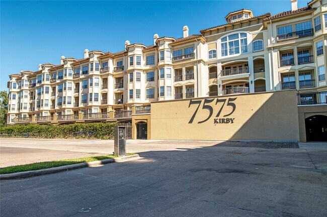 Foto del edificio - 7575 Kirby Dr