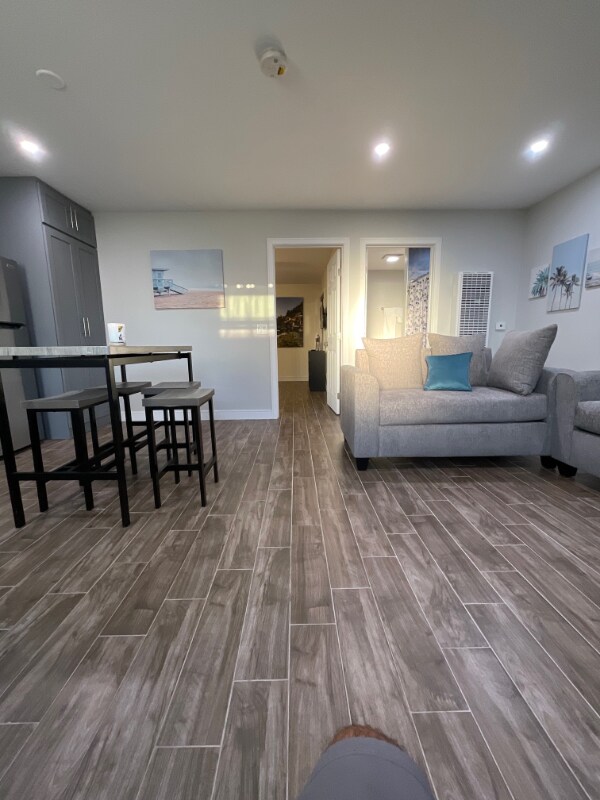 Foto del edificio - 1540 W 126th St