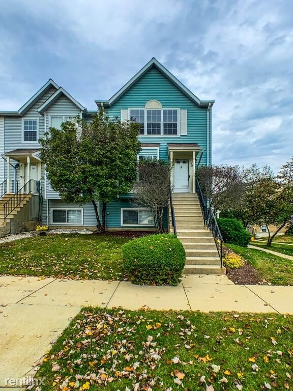 Primary Photo - 3 br, 2.5 bath Condo - 10 Barberry Ct