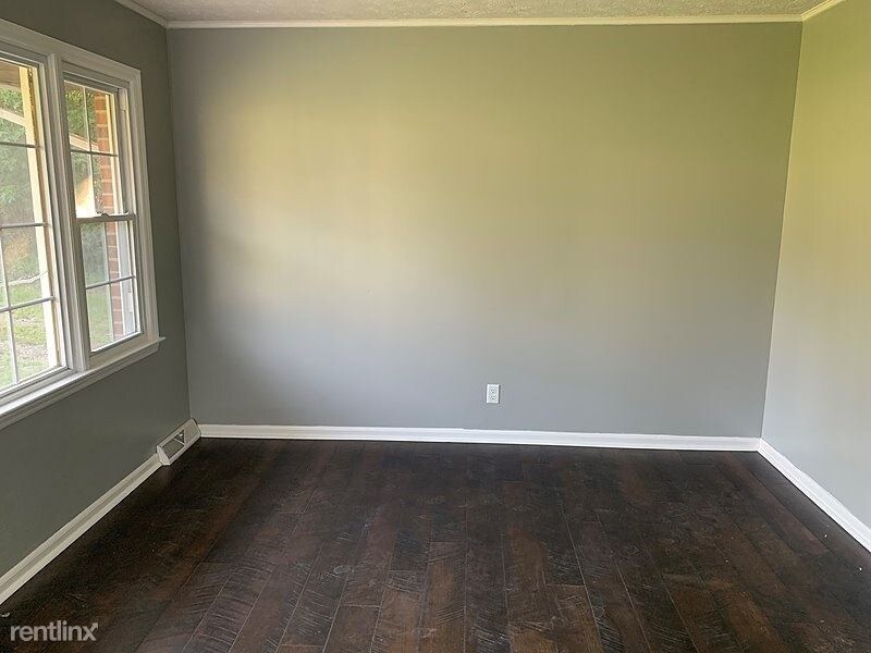 Primary Photo - 3 br, 1 bath House - 2288 Robin Hood Drive