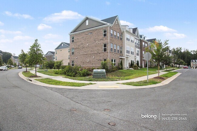 Building Photo - 6876 Barrowfield Pl