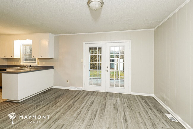 Building Photo - 626 Wellons Dr