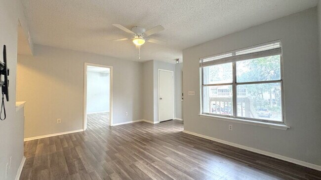 Foto del edificio - 1600 Big Tree Rd