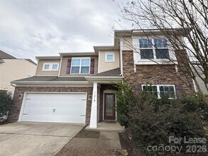 Building Photo - 1121 Wainscott Dr