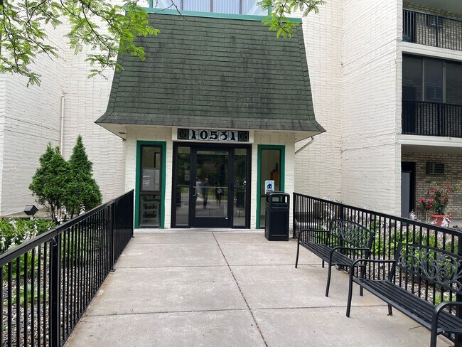Building Photo - 531-315