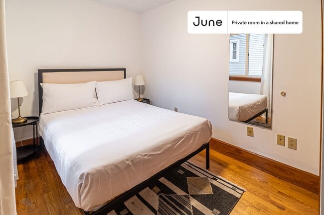 Private bedroom in 5 bed/2 bath Home - Private bedroom in 5 bed/2 bath Home