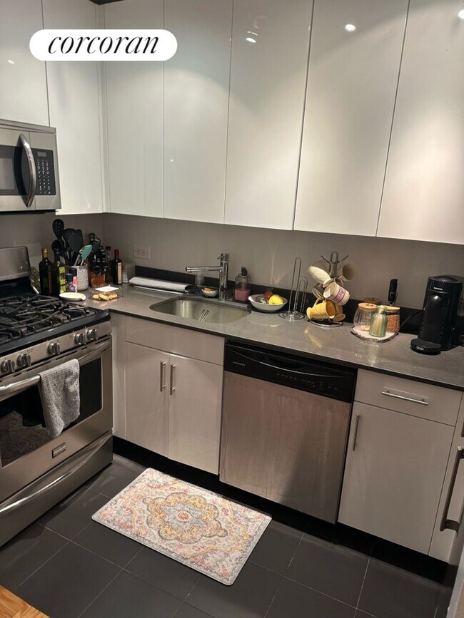 Foto del edificio - 201 E 69th St