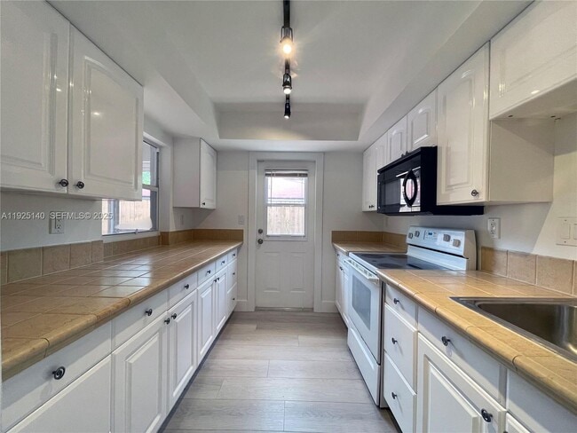 Foto del edificio - 2230 Spanish Trail