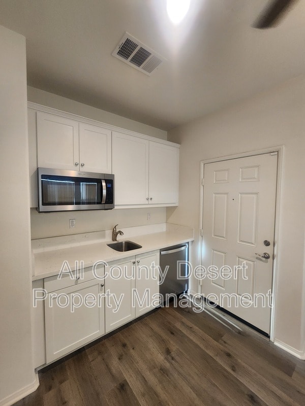 Foto del edificio - 44430 Beringer Dr