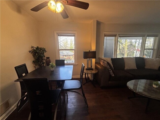 Foto del edificio - 269 Florida Ave SW