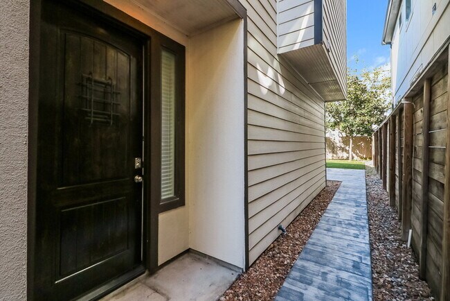 Foto del edificio - 5732A Darling St