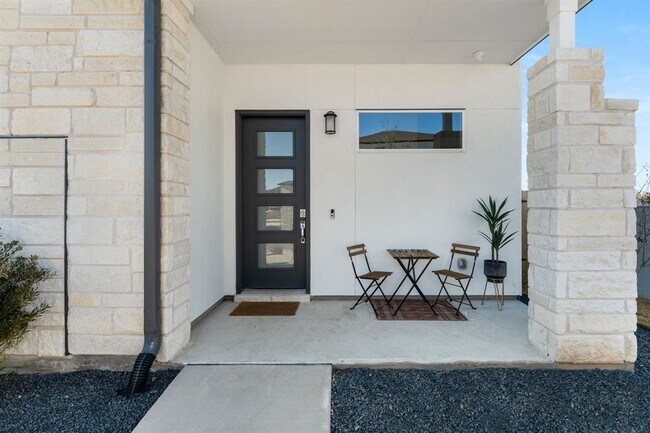 Foto del edificio - 17312 Monastrell Ln