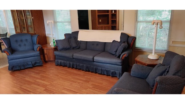 Foto del edificio - 160 Avery Creek Rd