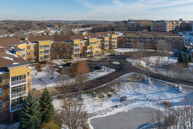 Gramercy Club at Burnhaven Drive