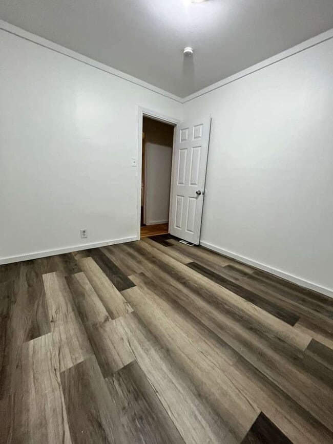 Building Photo - 2 Wildwood Trl