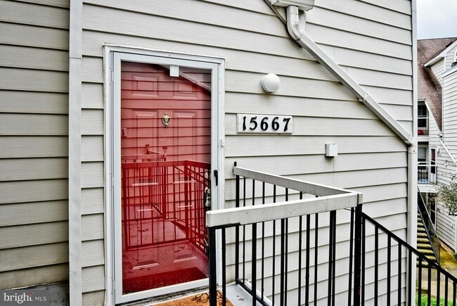 Building Photo - 15667 Easthaven Ct
