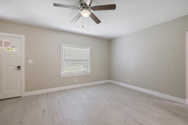 Foto del edificio - 807 S 12th St