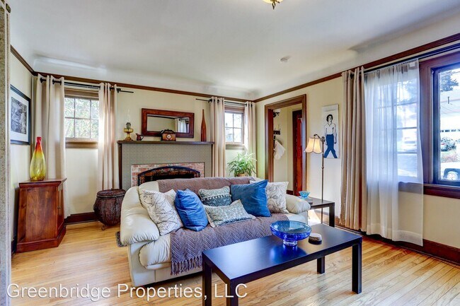 Foto del edificio - 3 br, 1 bath House - 3606 SE 11th Avenue