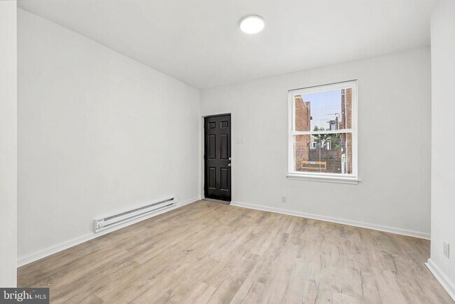 Foto del edificio - 2821 N Stillman St