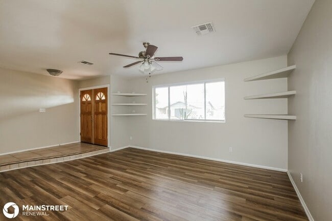 Building Photo - 5132 W Mercer Ln, Glendale, AZ 85304