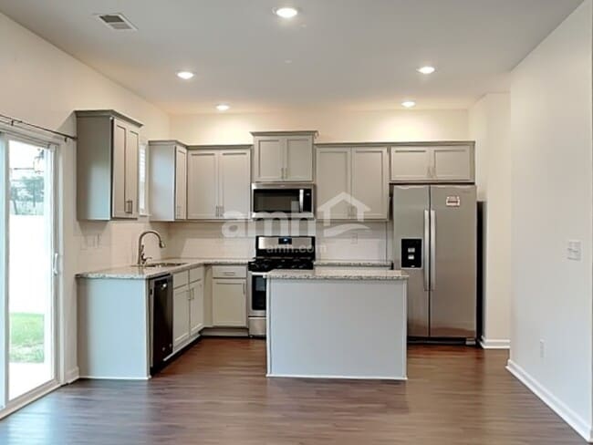 Foto del edificio - 122 Preservation Dr