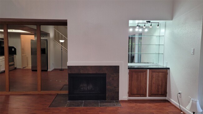 Foto del edificio - 14777 Wunderlich Dr