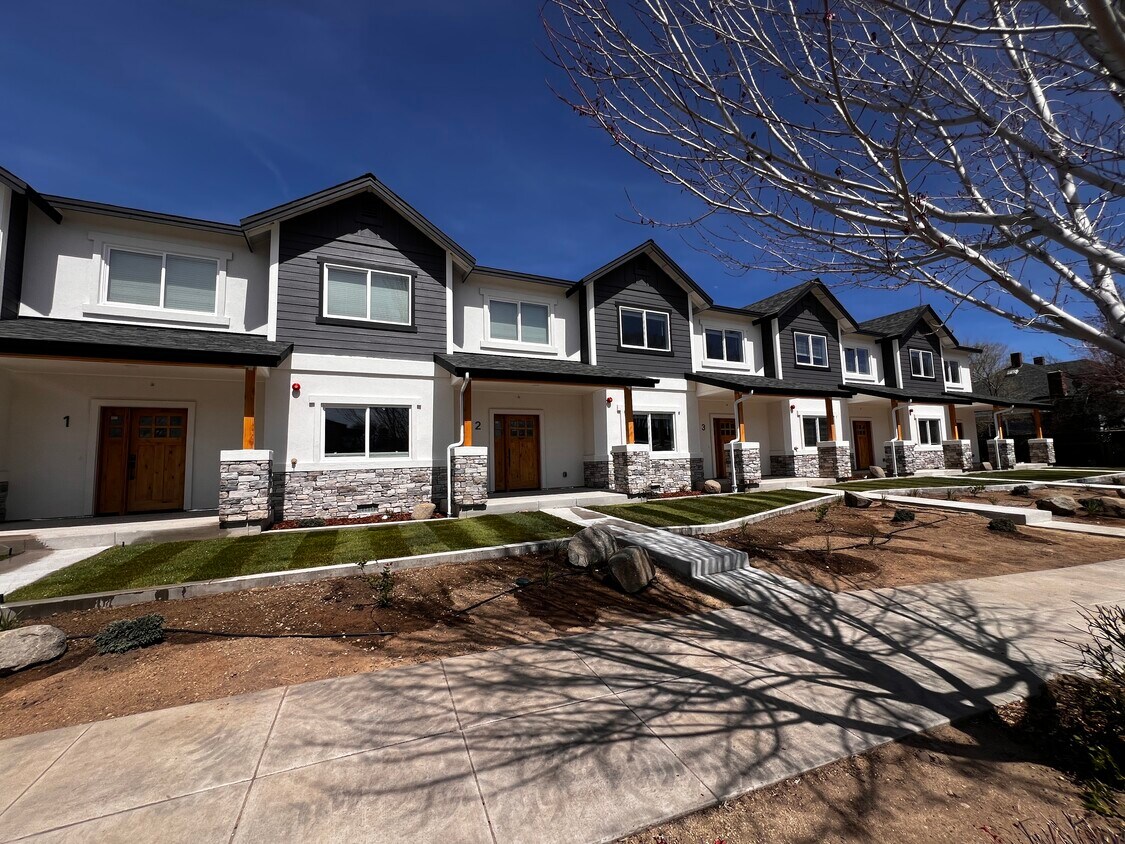 Foto principal - 1535 County Rd