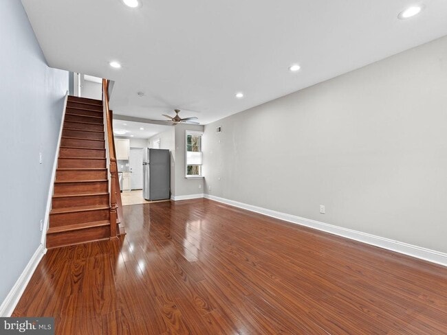Foto del edificio - 3026 W Harper St