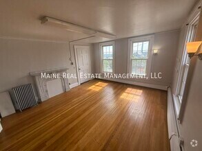 Building Photo - 109 State St