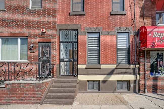 Building Photo - 1217 Snyder Ave