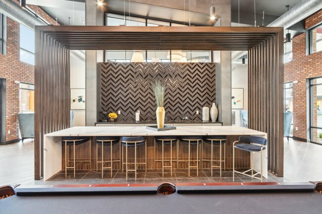 Foto del edificio - The State at Fishers Apartments