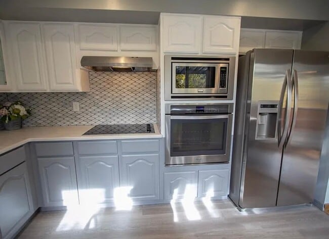 Building Photo - Spacious 4 Bed / 3 Bath Home – Great for Roommates!