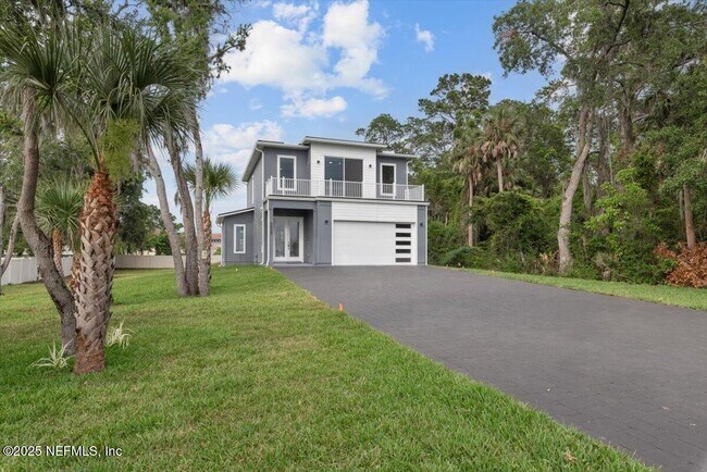 Foto del edificio - 5405 Heckscher Dr