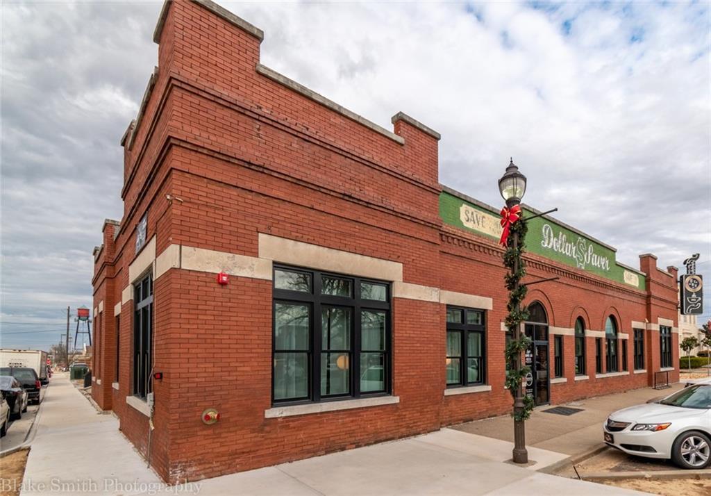 101 E Walnut St Unit 215, Rogers, AR 72756 Condo for Rent in Rogers