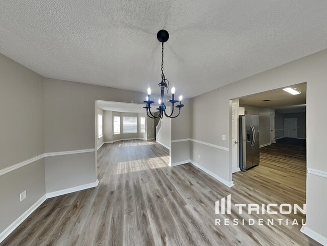 Building Photo - 413 Karli Ct