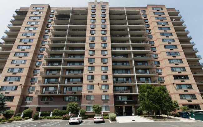 Foto del edificio - 60 Parkway Dr
