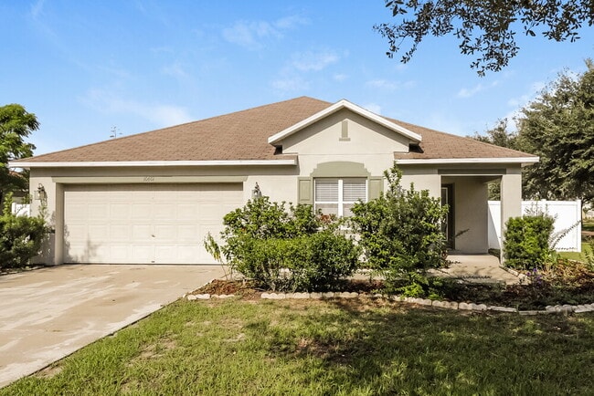 Building Photo - 10601 Boyette Creek Blvd