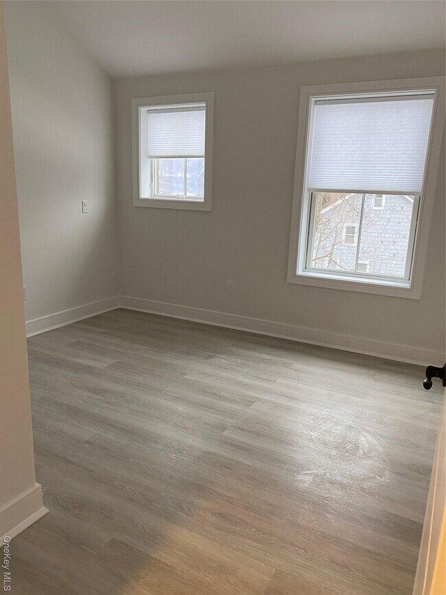 Foto del edificio - 91 Bedford Rd