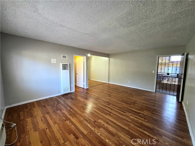 Building Photo - 273 Alpine St