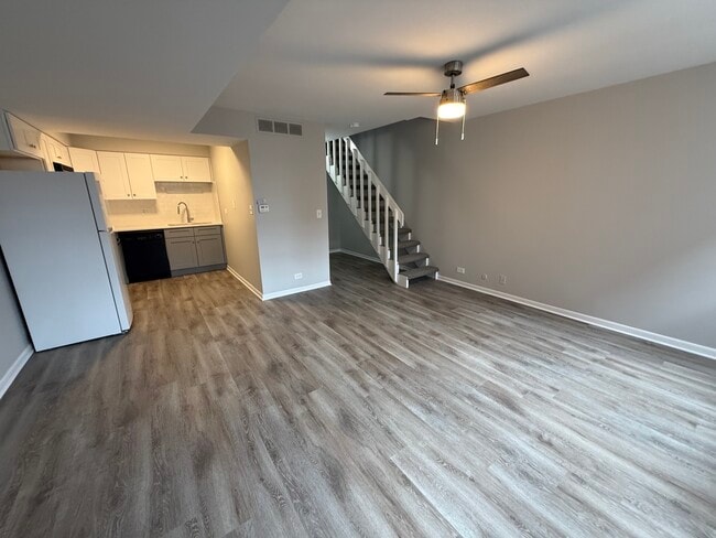 Foto del edificio - 744 W Gordon Terrace