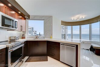 Building Photo - 4251 Gulf Shore Blvd N Building Photo - 4251 Gulf Shore Blvd N
