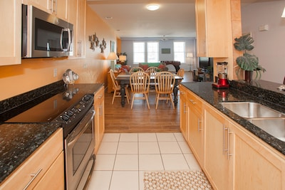 Foto del edificio - 3700 Sandpiper Rd