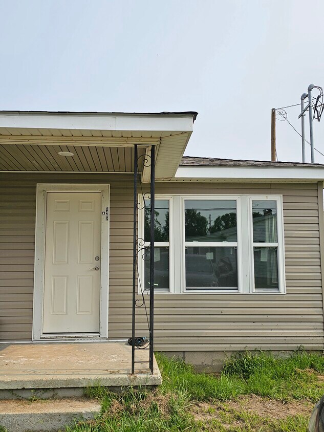 1402 Jones St, Corning, AR 72422 Apartments in Corning, AR