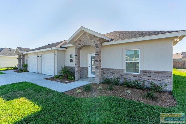 Foto del edificio - 18 S Bay Hill Dr