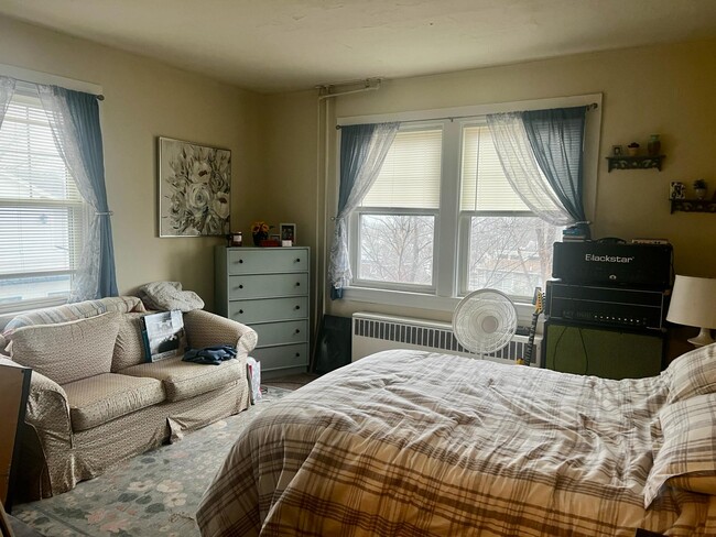 Foto del edificio - Nahant Apartment