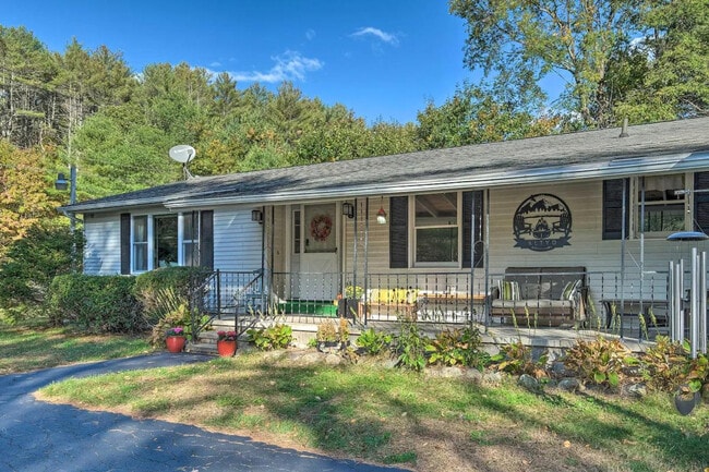 Foto del edificio - 148 Diamond Point Rd