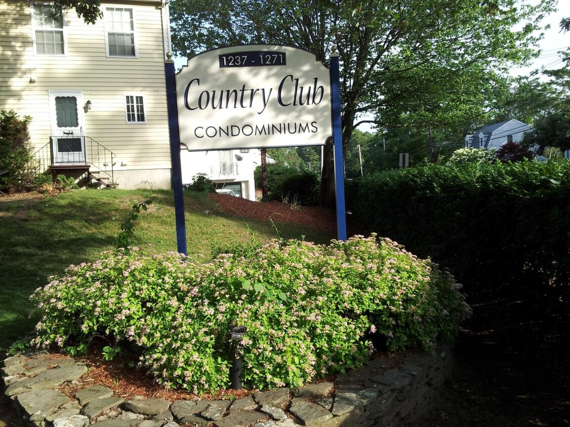 Condominium Sign - 1237 Pawtucket Blvd