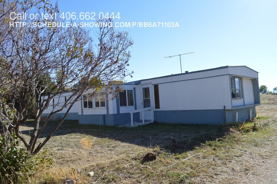Primary Photo - 409 Quast Ln